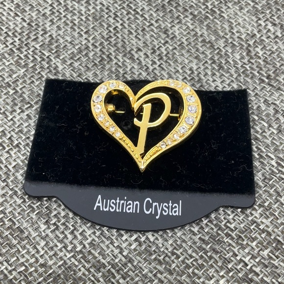 Austrian Crystal Letter P Brooch - Picture 1 of 3